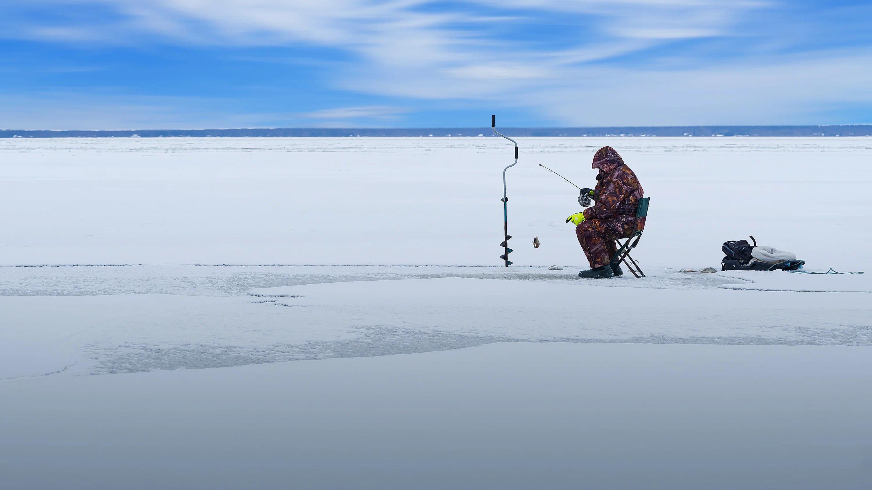 Pesca no gelo: como escolher o local perfeito (por  HookVentureicl 